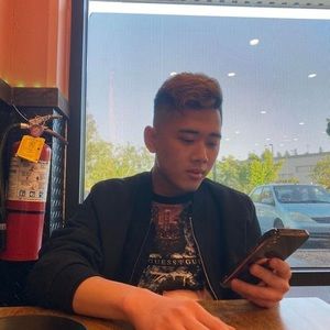 Meet your Posher, Lâm